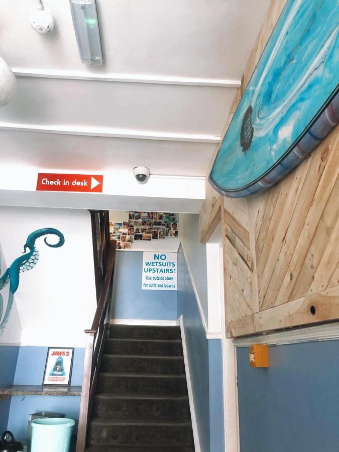 Lahinch -Beach -Surf- Hostel エクステリア 写真